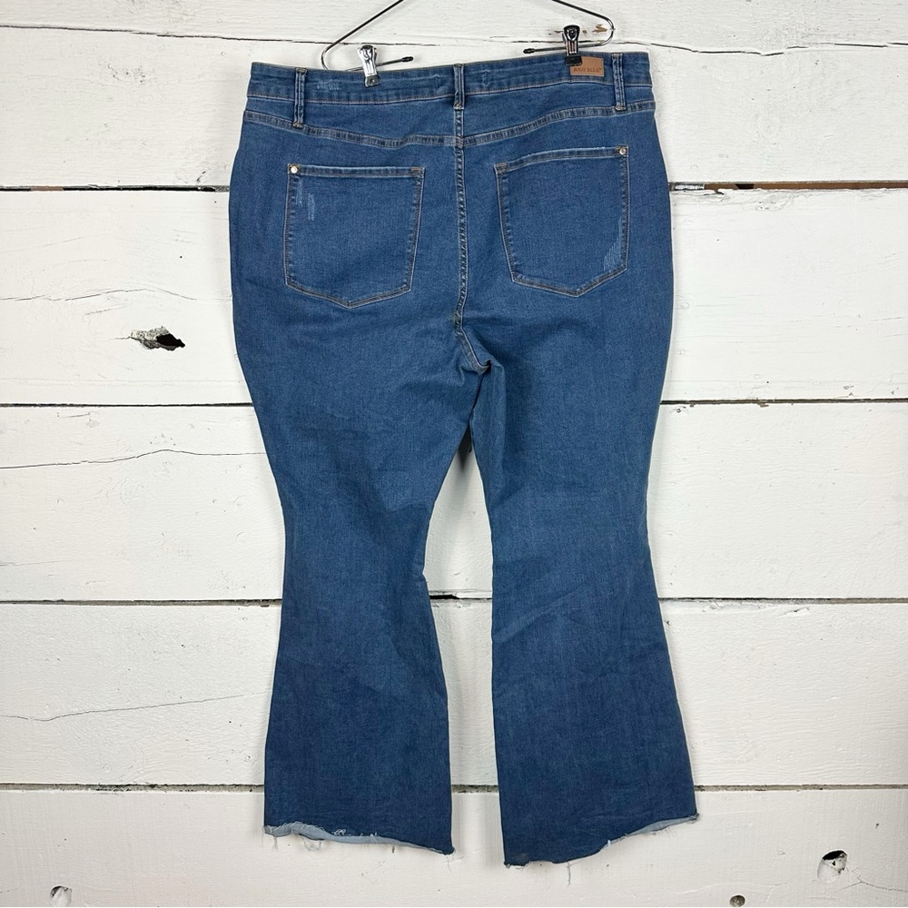 Judy Blue Midwash flare Jeans